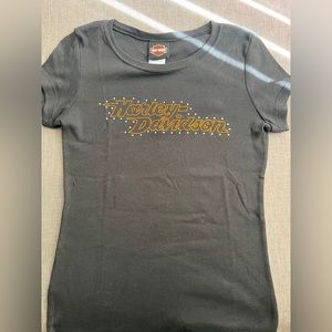 Women’s size medium Harley Davidson shirt